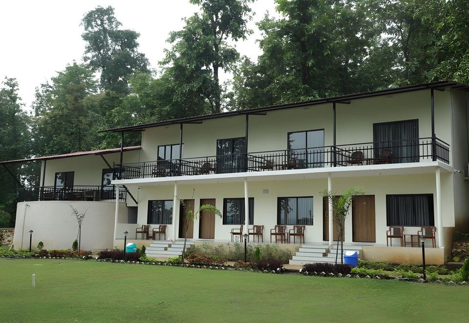 Treebones Resort & Adventure Park